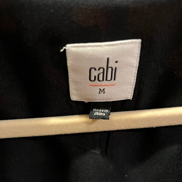 Cabi Navy Floral Top - Picture 2 of 4